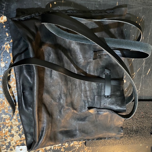 Handcrafted Leather bag - Picture 5 of 6